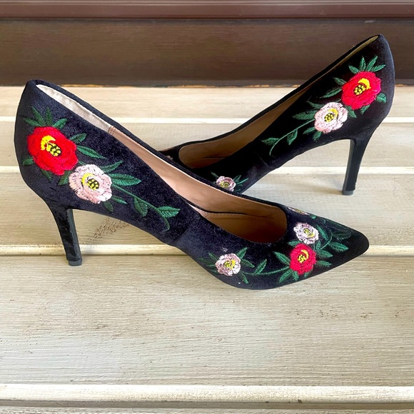 a new day Floral Black Heels, Size 10 Women’s - Picture 2 of 7